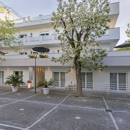 Residence Armony Misano Adriatico Exterior foto